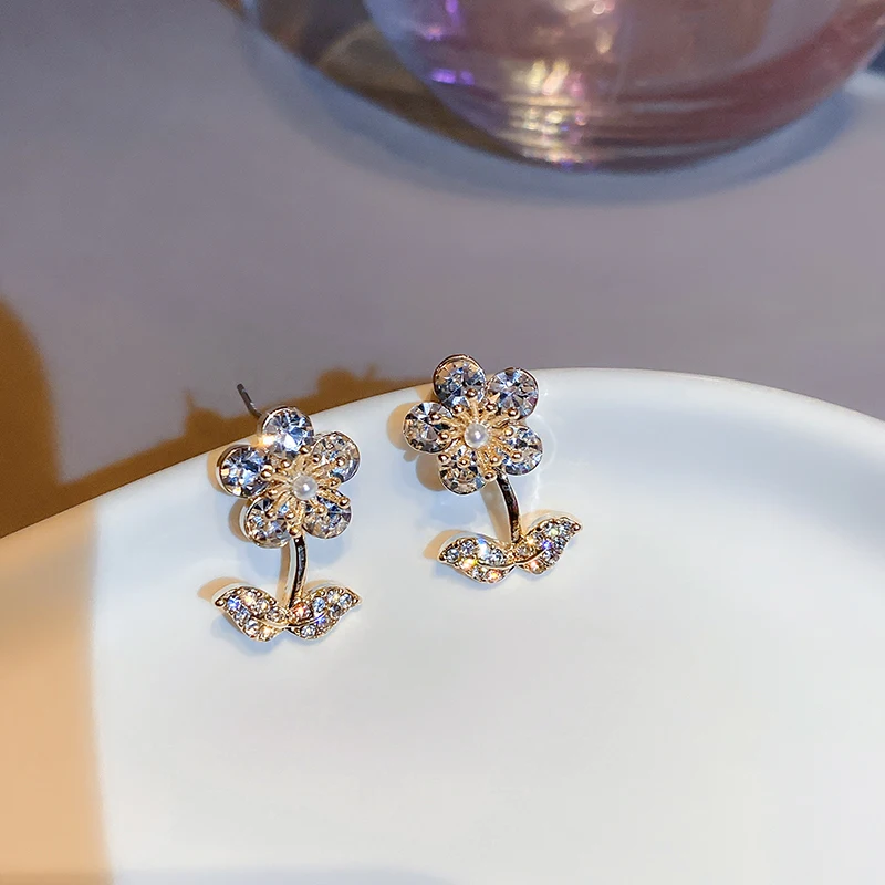 

fashion trendy pearl drop gold plated flower crystal earrings