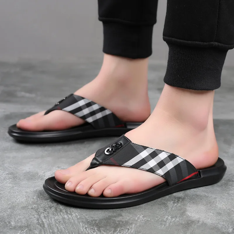 

Summer Slides men Striped Dot Flat Heel Flip Flops Outdoor Non-slip Shoes cow leather Sandals Beach Home Slippers