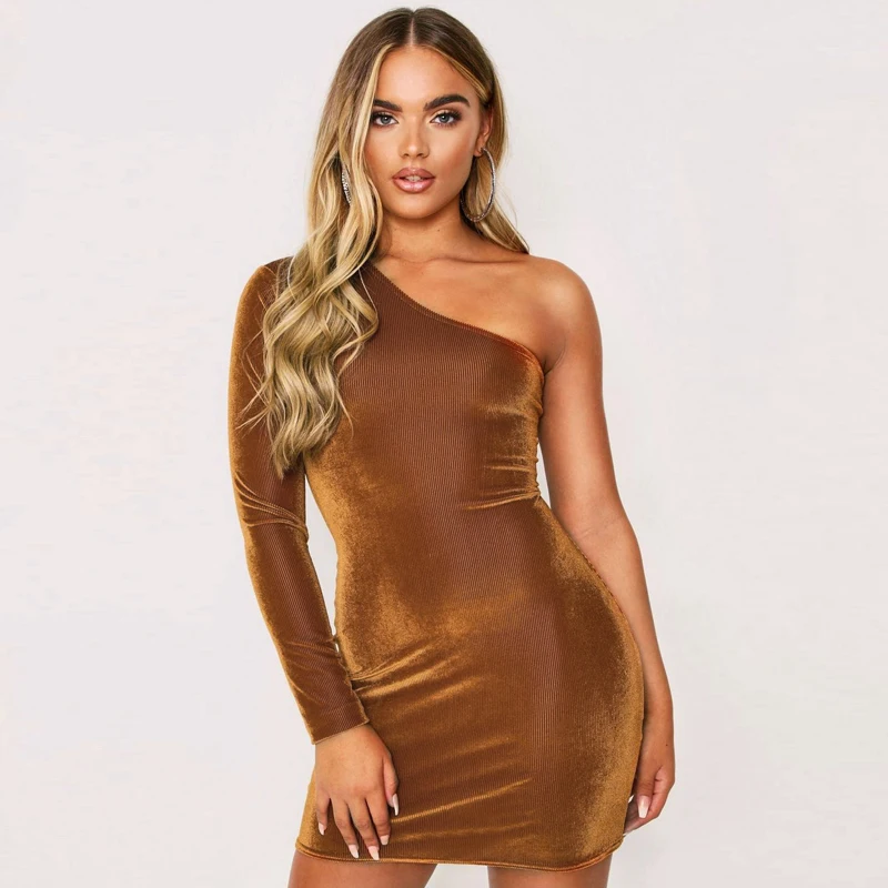 

Wholesale Off The Shoulder Plain Women Unique One Sleeve Corduroy Dress, Customized
