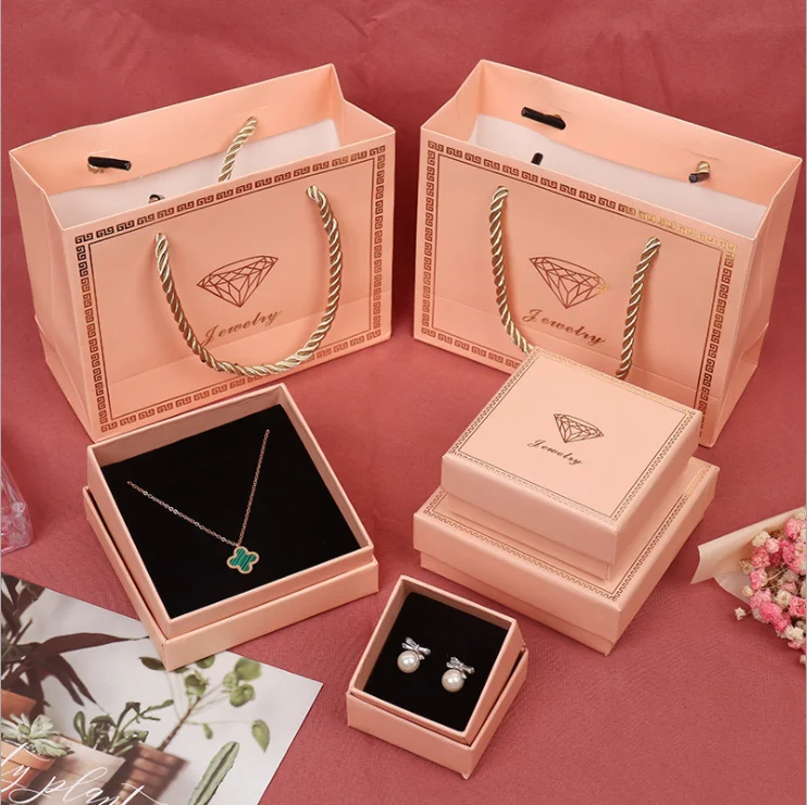 

Necklace Bracelet Ring Stud Packing Paper Box Jewelry Box Pink Custom LOGO Jewelry Box For Your Lover