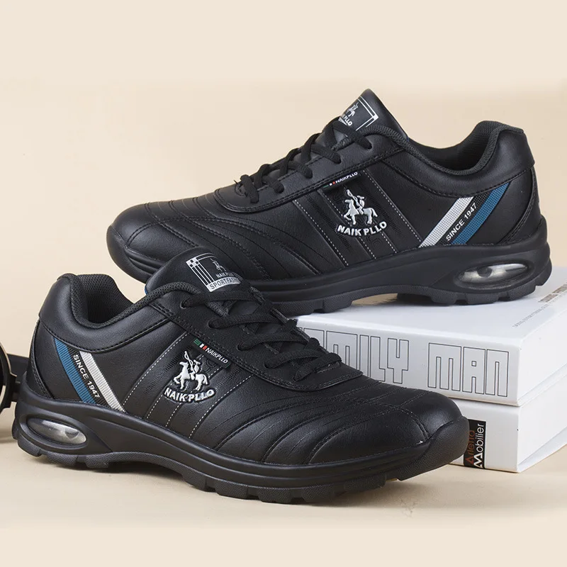 

2022 new fashion casual running shoes outdoor trend casual British style plus velvet sports shoes men