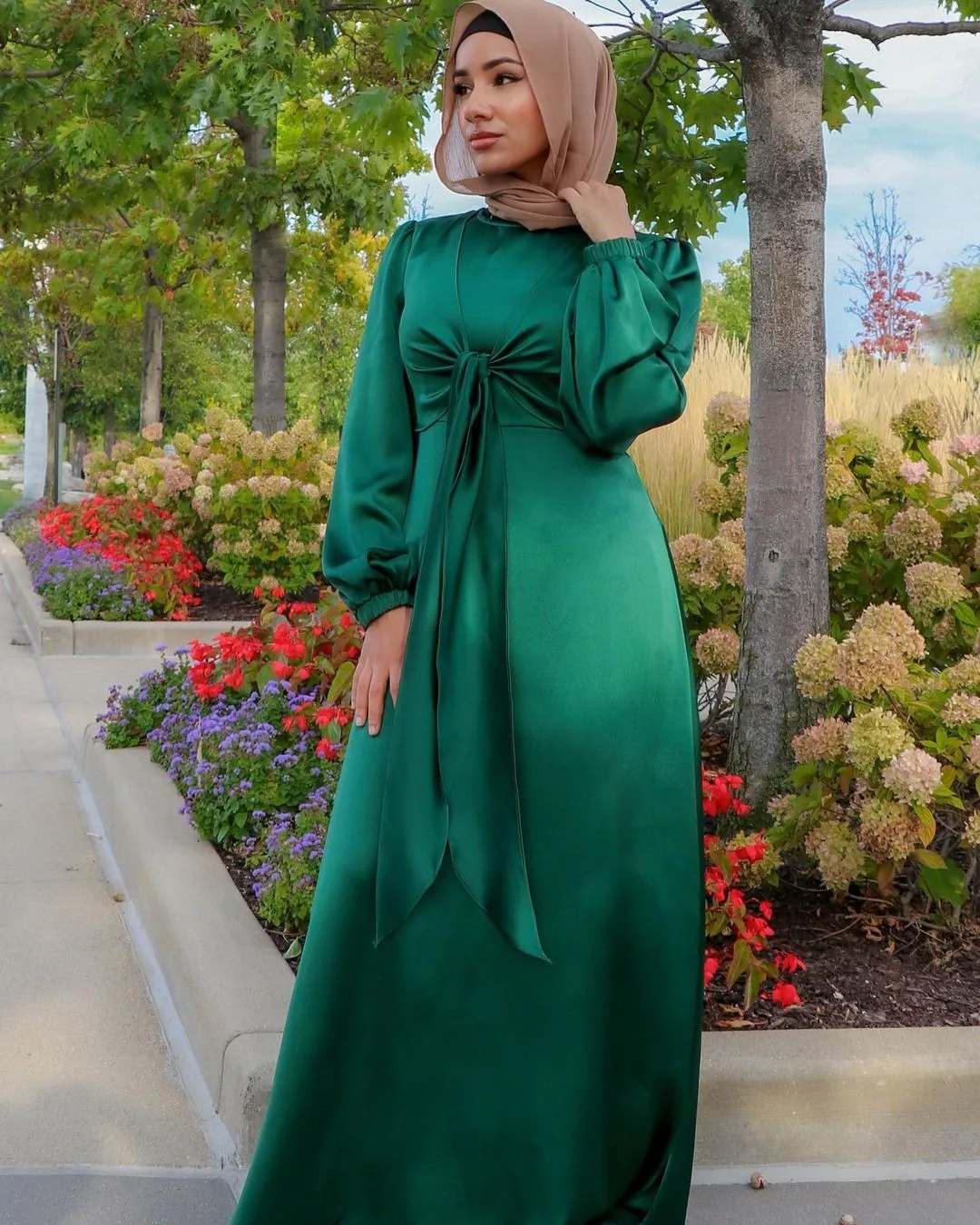 

Summer 2021 Women Beauty Fashion Casual Women Long Muslim Dress New Design Fashion Design Dubai Muslim Abaya Maxi Dress, As shown