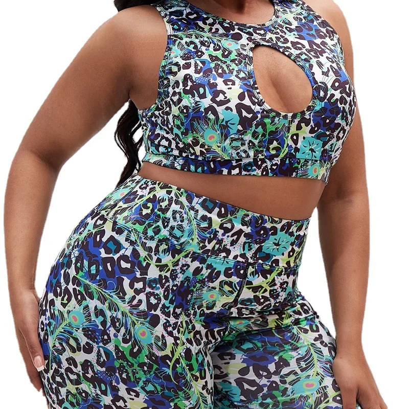 

2022 woman new printed plus size 4XL green leopard print large size yoga gym sports leisure two pieces fitness set cut out suit