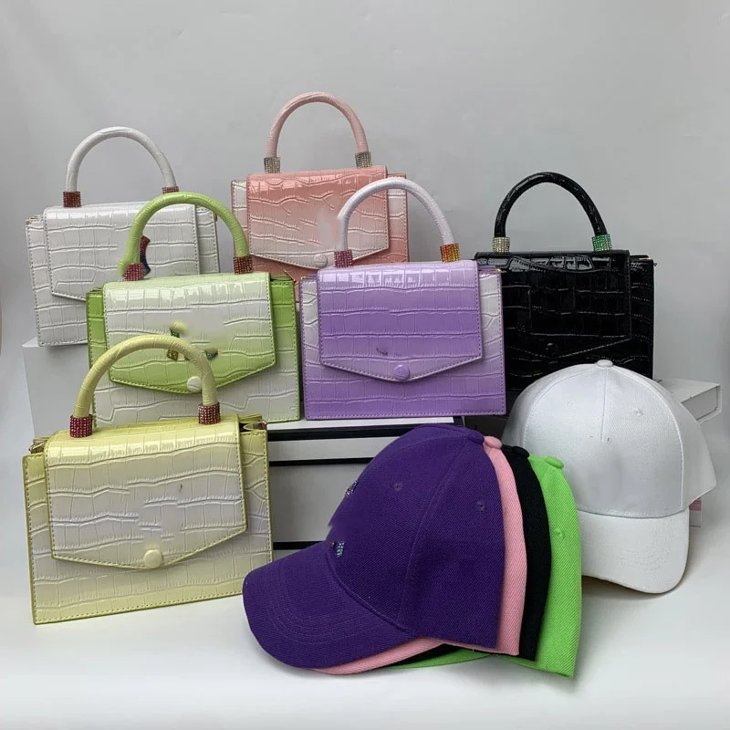 

The manufacturer wholesale female bag 2021 new tie-dye color NY handbag cap set fashion famous designer bag hat set, Picture