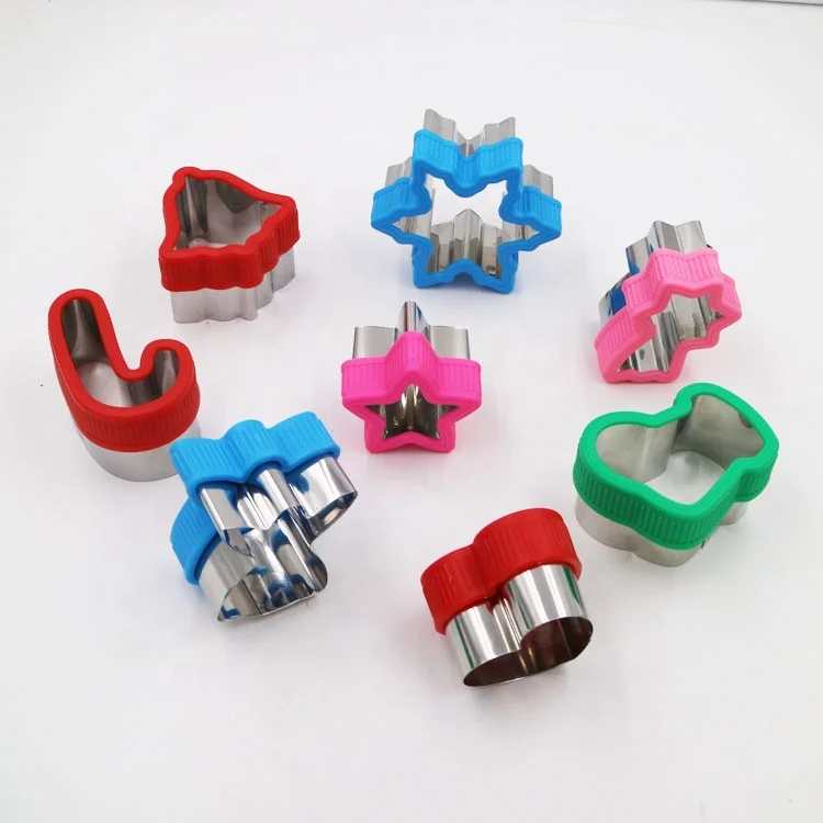 
Christmas cookie cutter set with silicone rolling pin 
