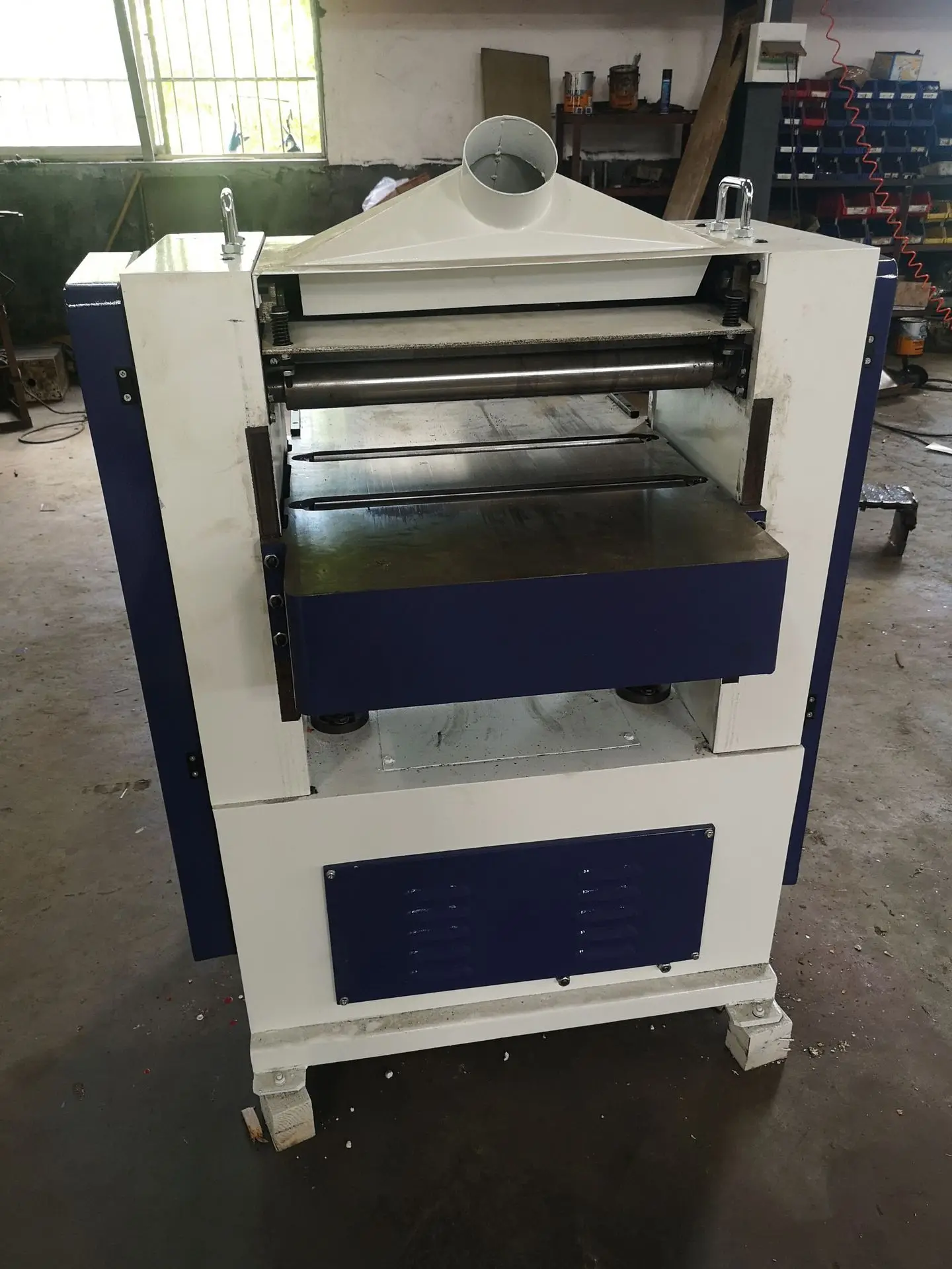 Mb106 Automatic Woodworking Thickness Planer Machine For Single-sided