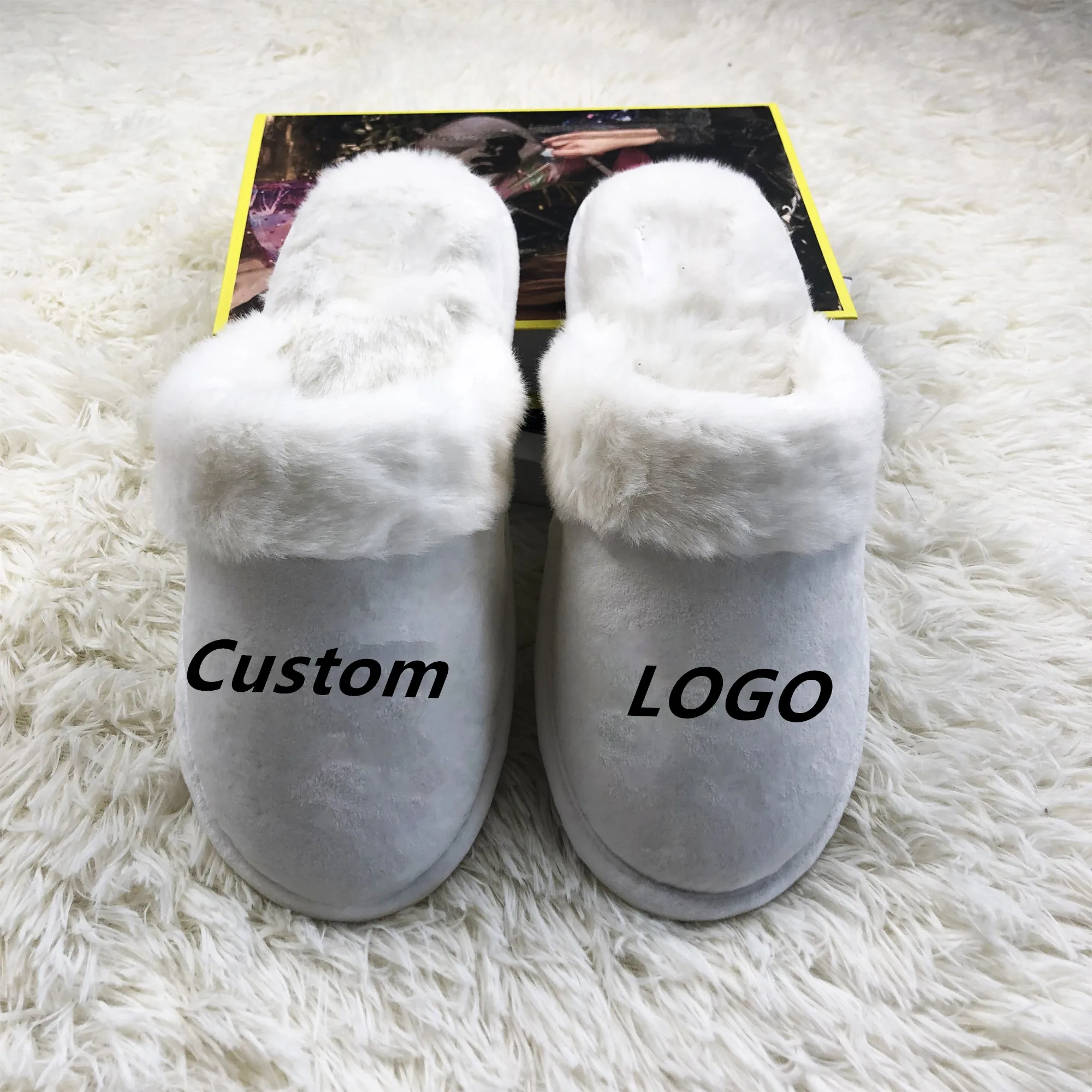 

Ladies custom Logo pattern slipper, women men Faux Fur Bunny Fur slide custom logo slide Warm Home slipper, Can be customised