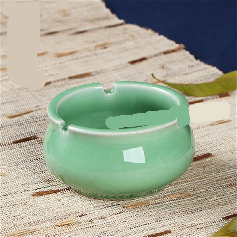 

Ceramic Round Portable Smoking Ashtray, Green