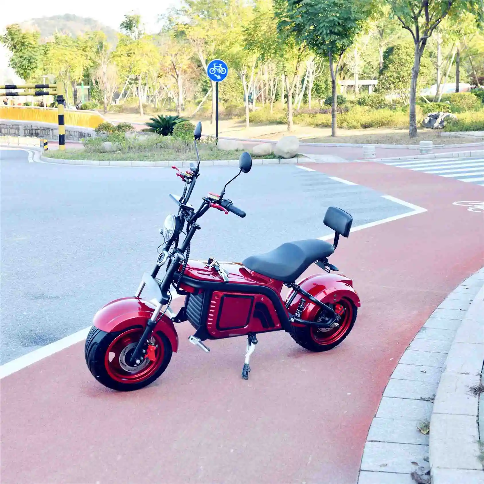 

New Model HULK Electric Scooters Tricycles 2000W 60V 12AH/20AH/40AH Trike Scooter Citycoco Adults