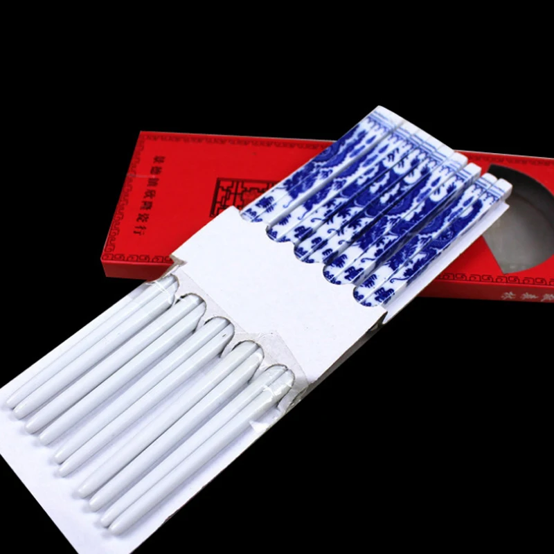 

Factory price high end personalized chinese blue porcelain ceramic chopsticks wedding souvenirs gift set
