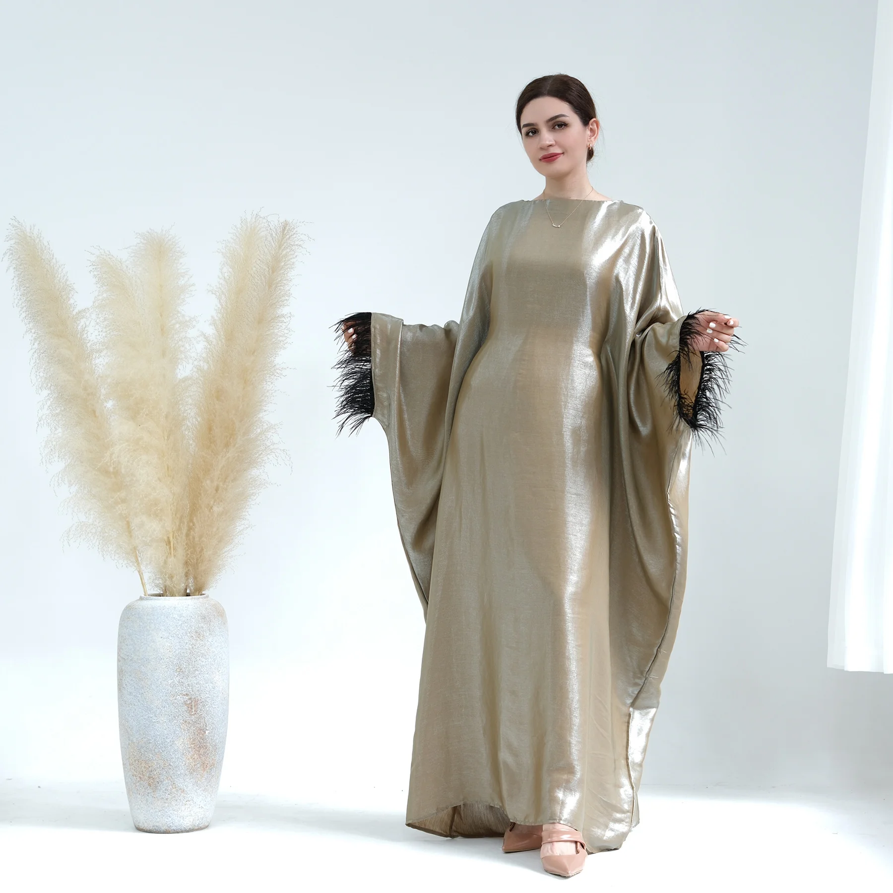 

Popular New women Muslim Abaya Designs big size Shining Polyester Modern Abaya Turkey Plus Size Dresses
