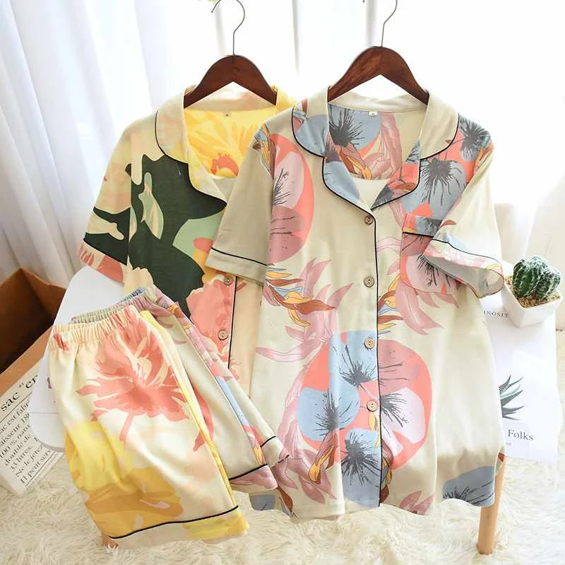 

Spring/Summer 2021 New Cotton Women's Short Sleeve Shorts Pajamas Set Womens sleepwear Large Floral Print sleepwear Set Home Ser, Required