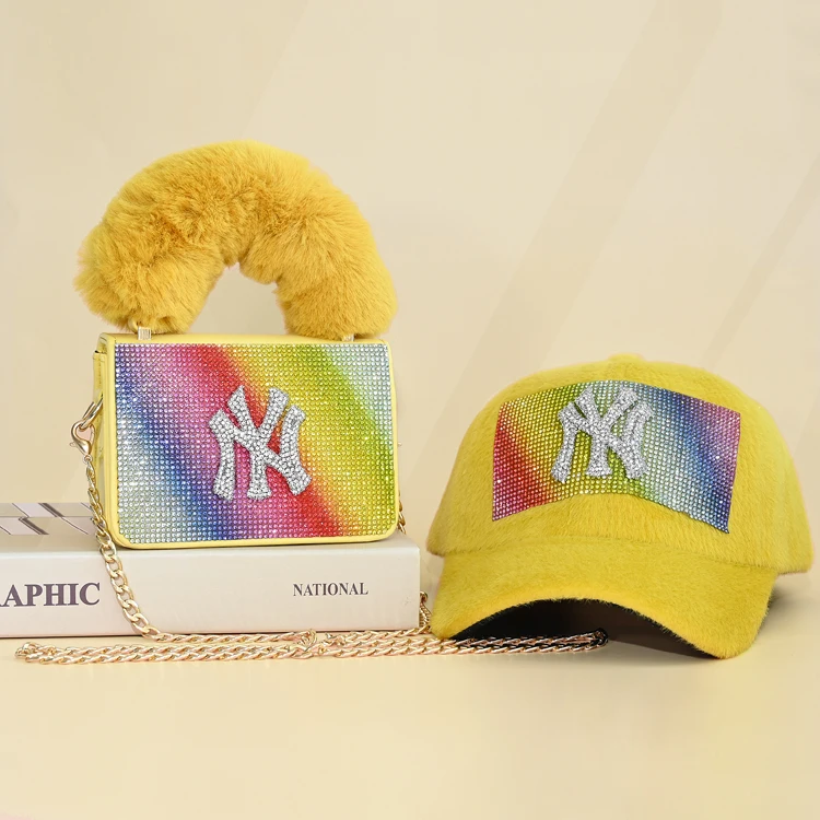 

2020 wholesale diamond matching fur ny purse handbags ny hat and purse set, 3 colors