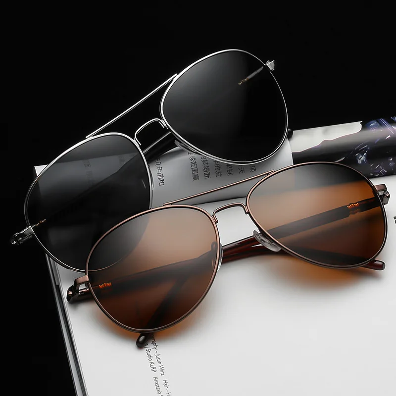 

2021 New Retro Trend Fashion Vintage Ready To Ship Custom Logo Fashion Business Style TAC Lens Polarized Oval Sunglasses