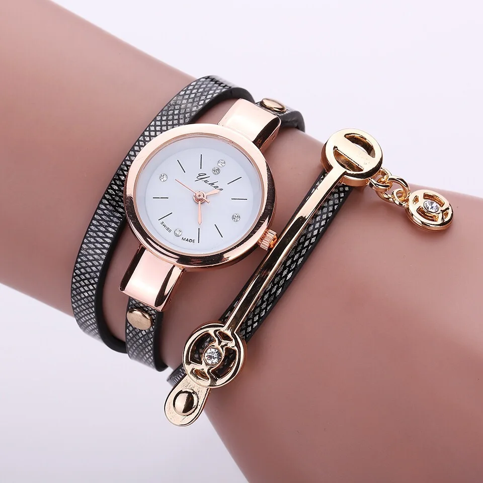 

Bracelet Promotional Items Rhinestone Fancy Valentine'S Day Gifts For Girls Quartz Women'S Watches Leather Female Red Watch, Multi