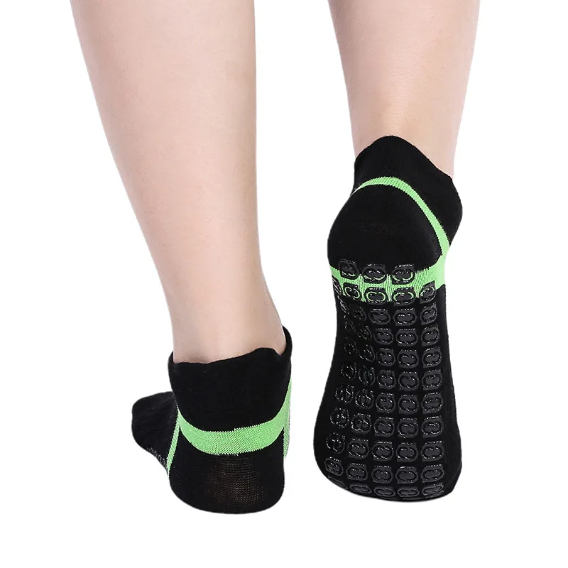 hospital style gripper socks