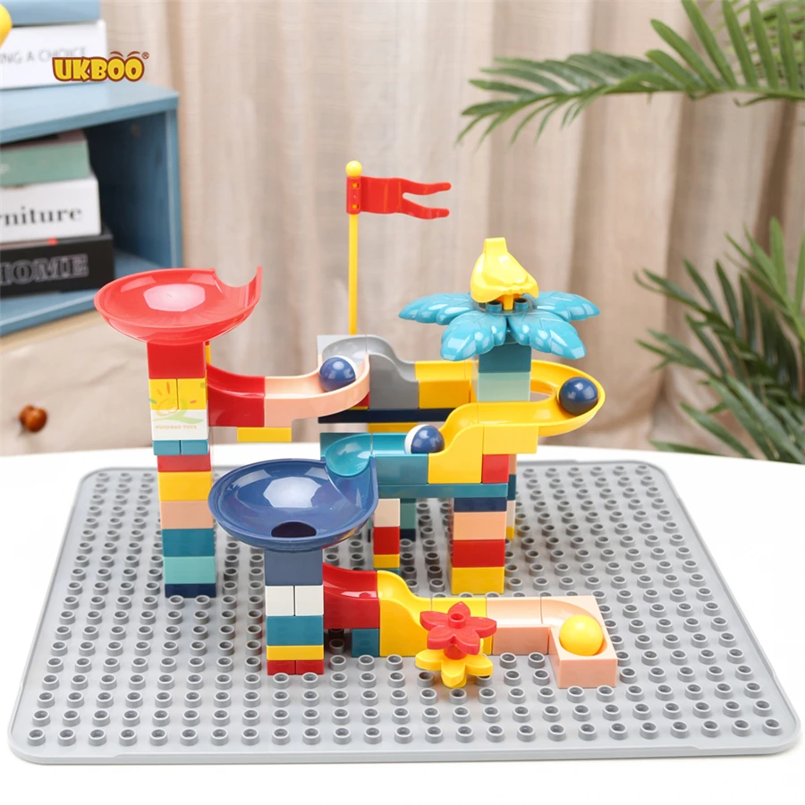 

UKBOO Free Shipping Maze Ball Track Compatible Assemble Toys Kids Diy Plastic Building Bricks Toy Brick Game