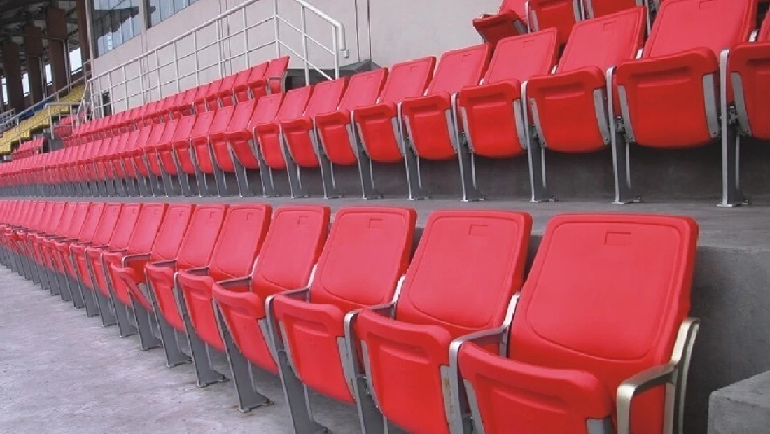 Пластиковые для стадиона. Сиденья стадионные Авангард. Кресла на стадионе. Стулья для стадионов. Кресло для стадиона пластиковое.