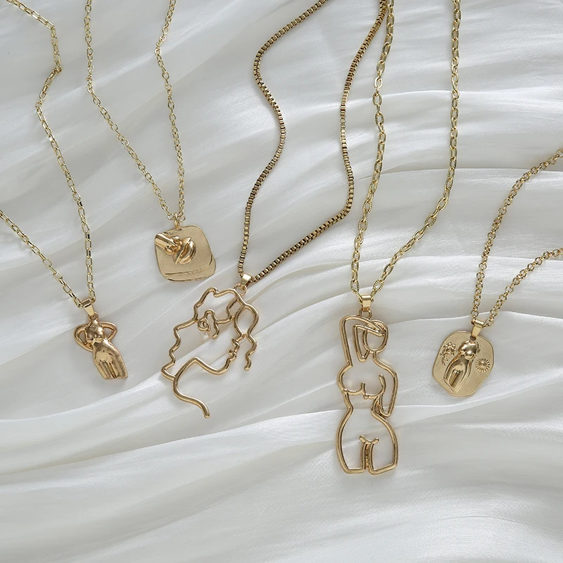 

JUHU Body Necklace, Gold