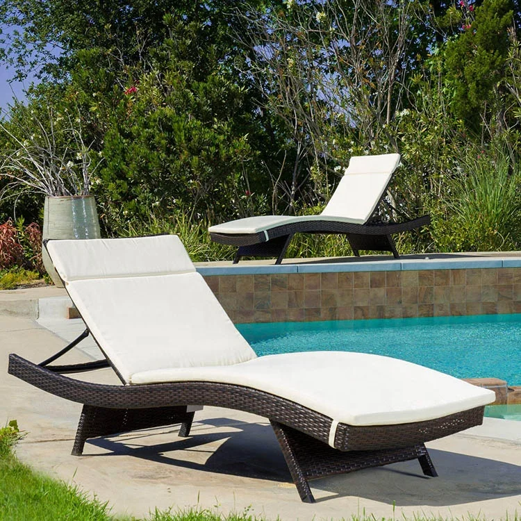 
Rattan Loungers Aluminum Frame Chaise Lounge Patio Wicker Outdoor Sun Lounger 
