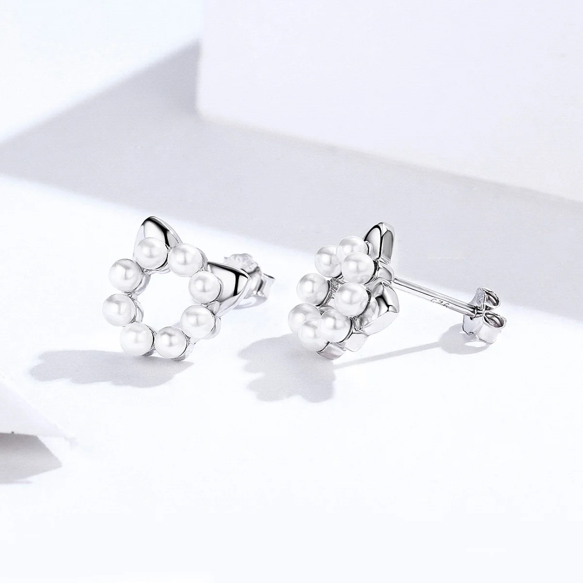 

Simple Pearl Kitty Stud Earrings 925 Sterling Silver