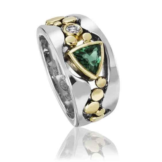 

Vintage elegant blue gem green jewelry ladies engagement ring