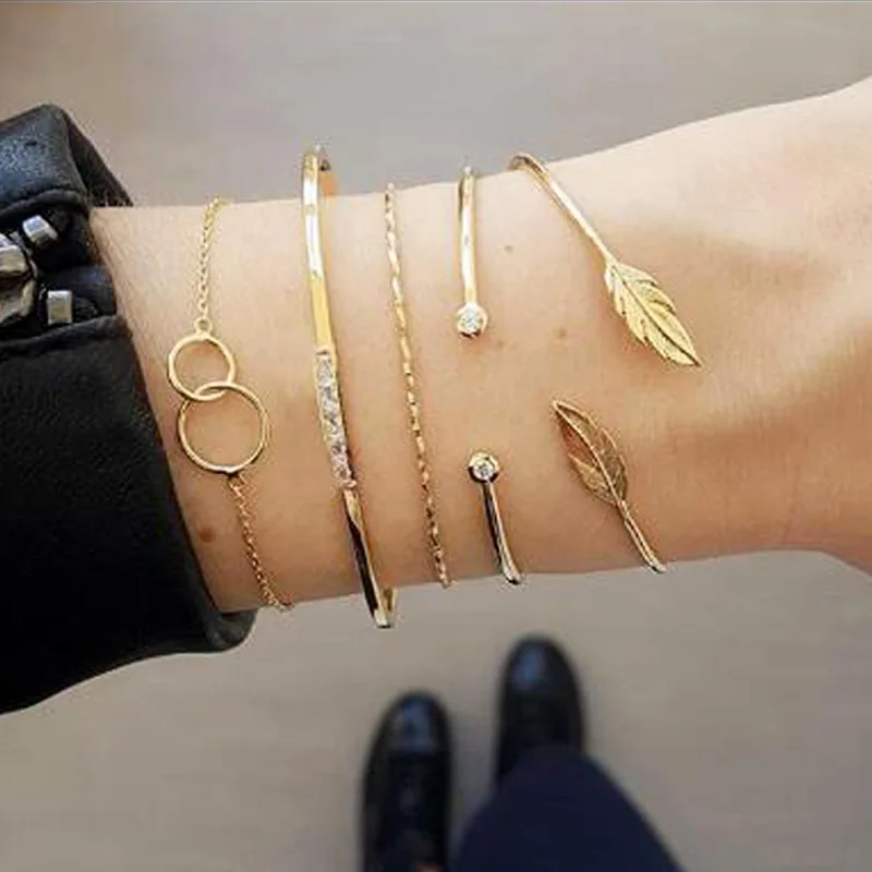 

2020 Jstar Unique Stylish Cheapest Women Jewelry Set Bracelet 5 Pcs Cuff Bangle Ladies Alloy Leafs Chains Bracelet Set, As picture