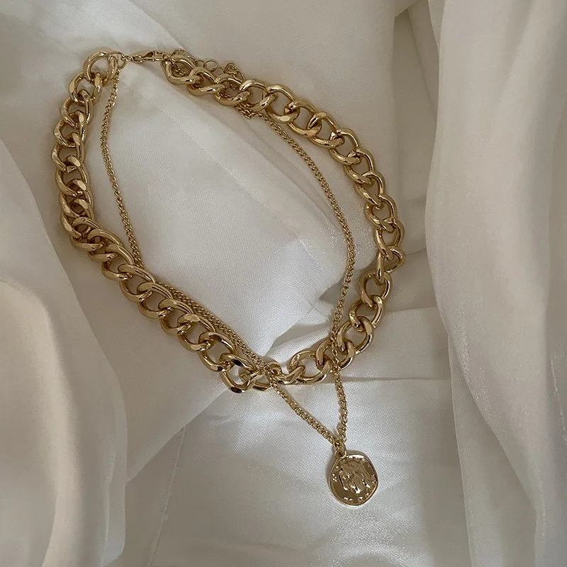 

fashion jewelry trendy head pendant gold plated chocker chains