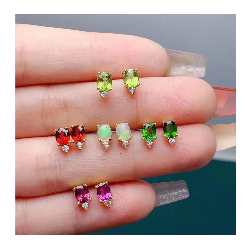 Hot Popular New Design Custom Beaded Handmade Gold Plated Stud Natural Diopside Earrings for Anniversary Party Gift
