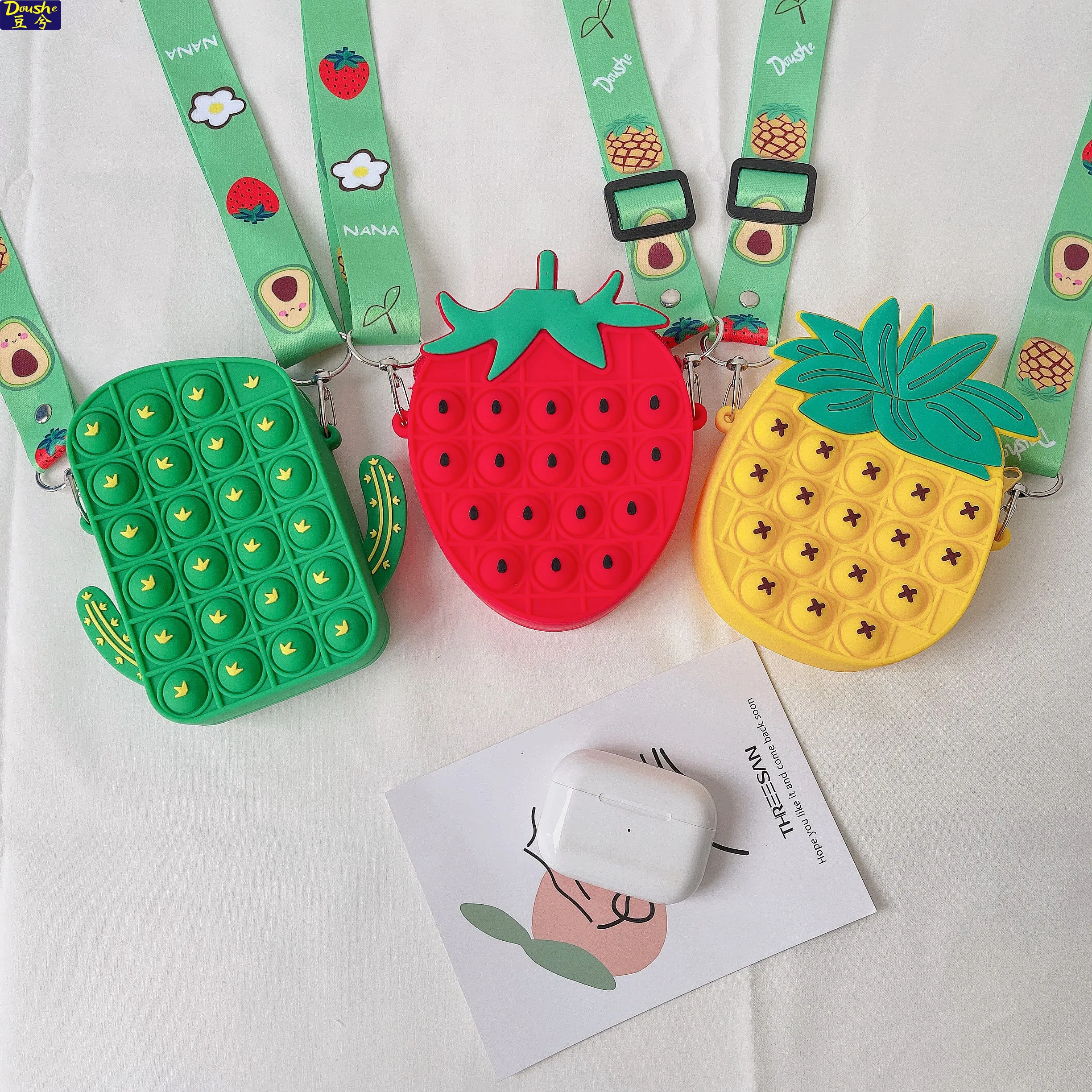 

2021 Pop Strawberry Pineapple Cactus Coin Purse Shape Anti Stress Push Pop Bubbles Fidget Toy For Kids Educational Toy For Kids, 3 colors