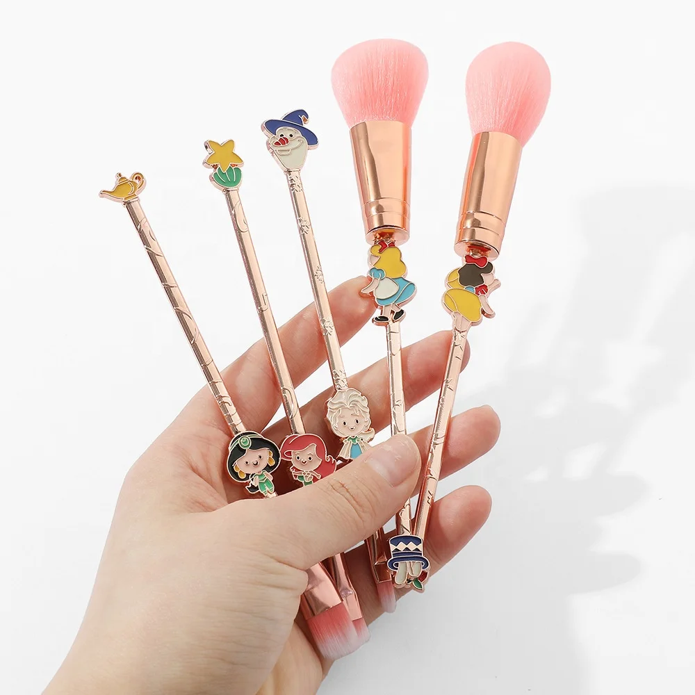 

5pcs Disney Princess Makeup Brush Set For Girls Gift Snow White Aisha Alice Rose Gold Makeup Brushes Cosmetic Tool