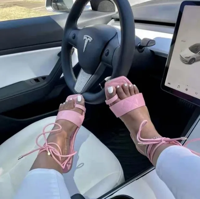 

Women Shoes Summer Flip Flops Women Slippers Slides Ladies Peal PU Leather Flat Sandals Women Wholesale US Big Size, White,black,brown,blue