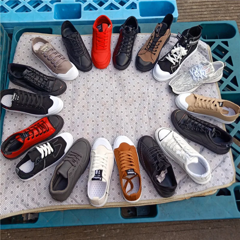 

China factory direct sales wholesale Chinese fashion shoes men's fashion sneakers