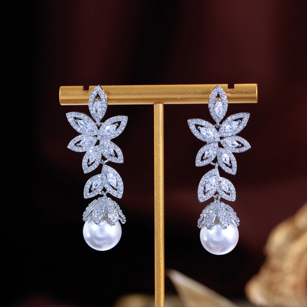 Women Long Leaves and Imitation Pearl Dangle Drop Earrings Bridal Cubic Zircon Stone Jewelry Design for Lady Fashion Jewellery