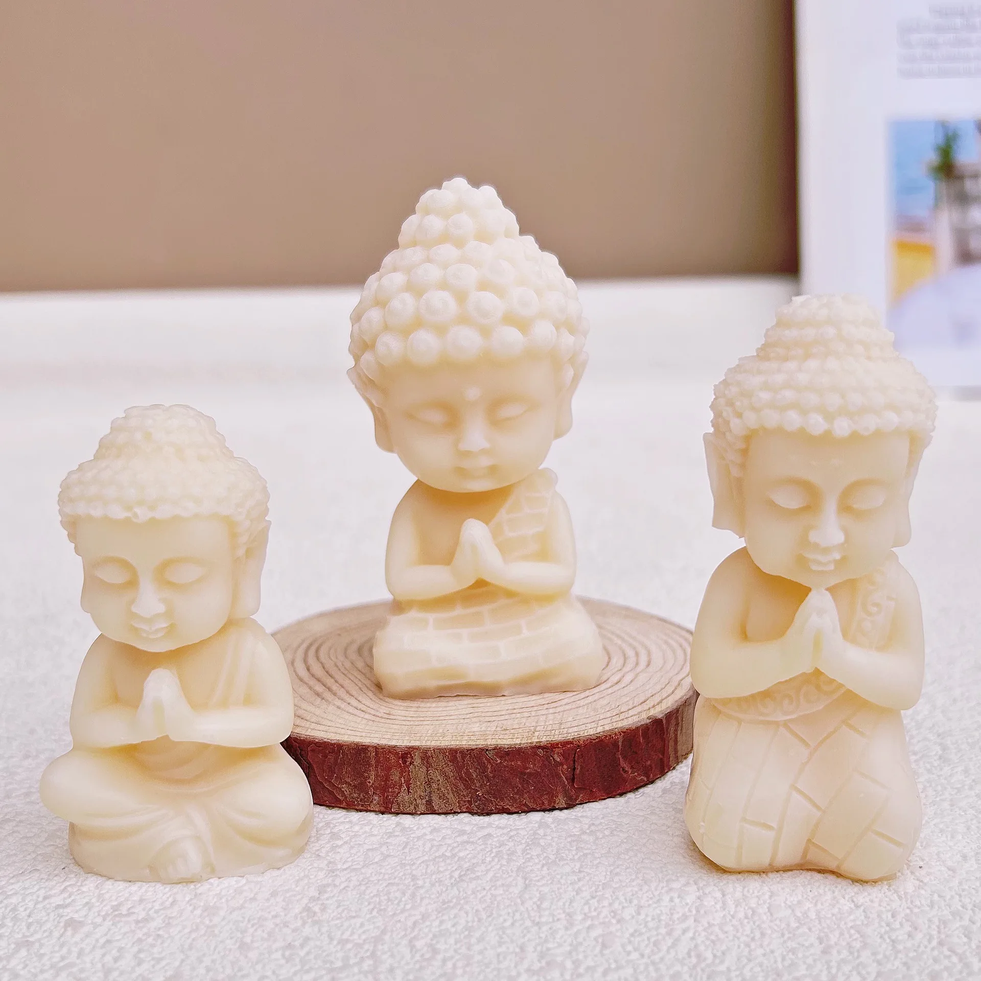 Sakyamuni Buddha Statue Buddhism Buddha Sitting Statue Resin Candle Gypsum Cement Aromatherapy Silicone Mold