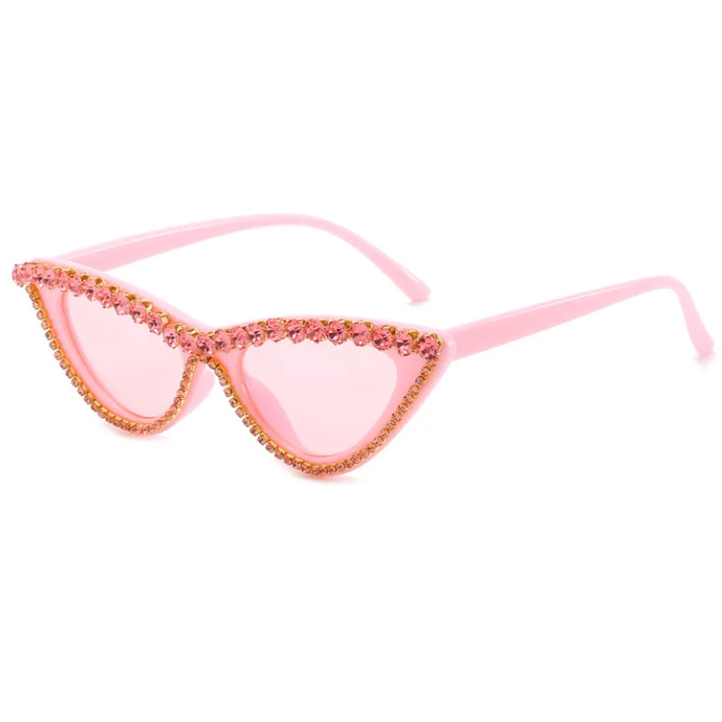 

Robin eyewear 72125 Wholesale Retro Cat Eye glasses trend triangle frame rhinestone sunglasses