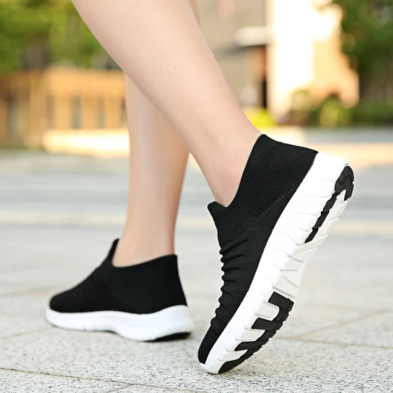 现在设计女士穿呼吸柔软步行鞋女士时尚运动鞋舒适便鞋舞鞋