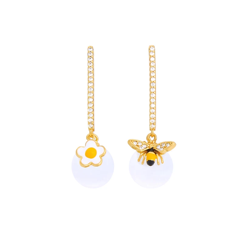 

me0042 925 White Delicate Opal Luxury Enamel Flower Bee Charm Korea Crystal Earrings, Gold