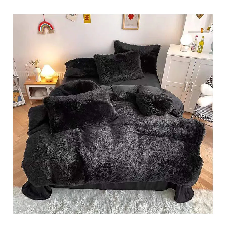 Luxury Design Skin-friendly Soft Warm Bed Set Plush Bed Sheet 100% Mink Velvet 4pcs Duvet Cover with Sheet and Pillows