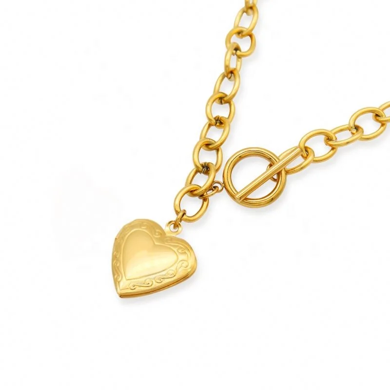 

Chris April fashion jewelry 316L stainless steel PVD gold plated Glossy heart shape Locket Pendant necklace with OT chain, Yellow gold
