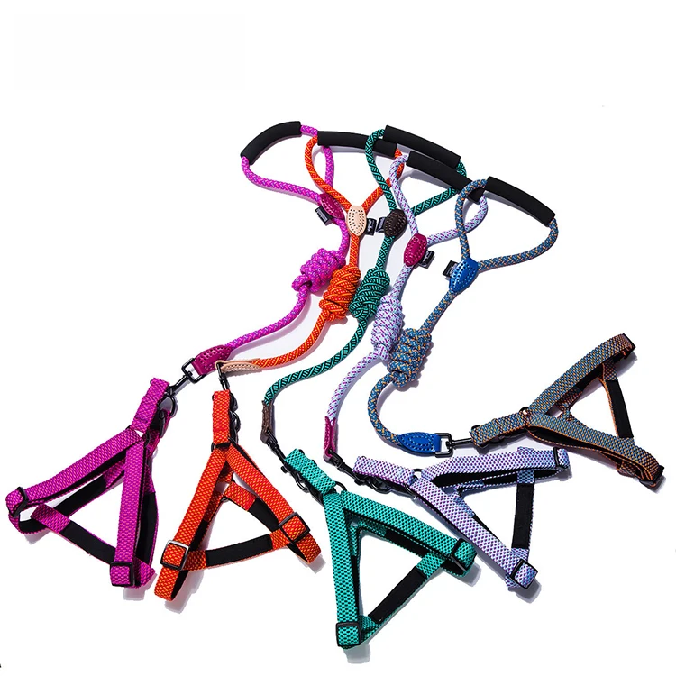 

Easy Walk 30 lb Dog Chest Harness For Medium Dogs