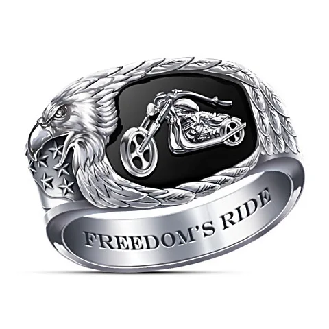 

Free Ride Men's Motorcycle Rings Black Engraved Hawks and Star-Spangled Banner Punk Ornaments