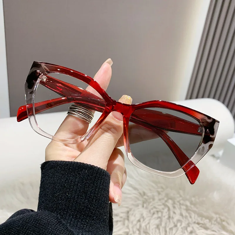 

8010 New Cat Eye Frame ins Women's Fashion Optical Eyewear Anti Blue Light Blocking photochromic Glasses personality