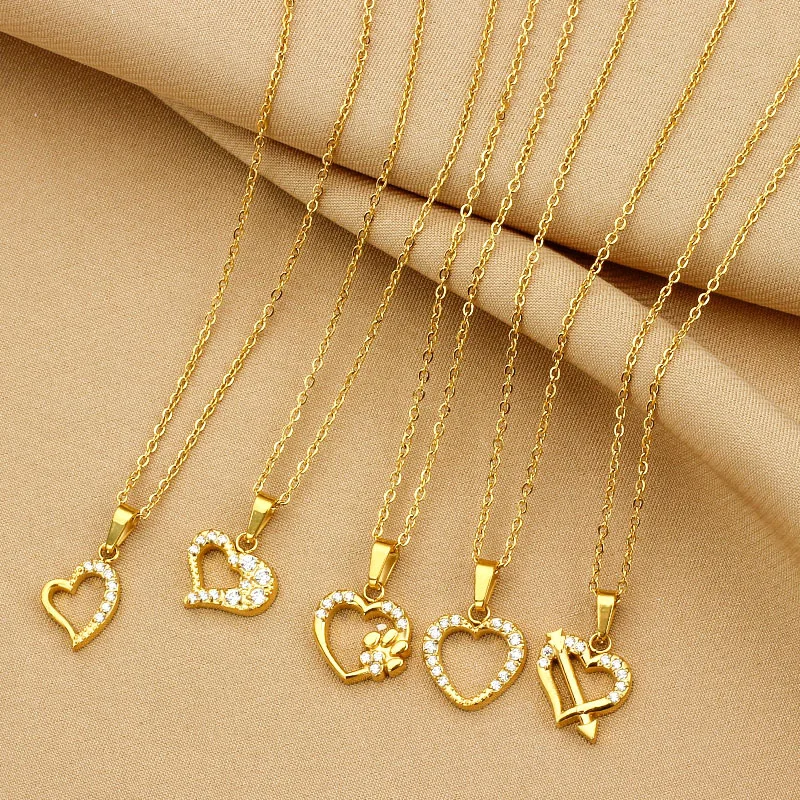 High-Grade Women's Titanium Steel Love Necklace Vintage Heart-Shape Zircon Stones Stainless Steel Collarbone Copper Alloy Cross