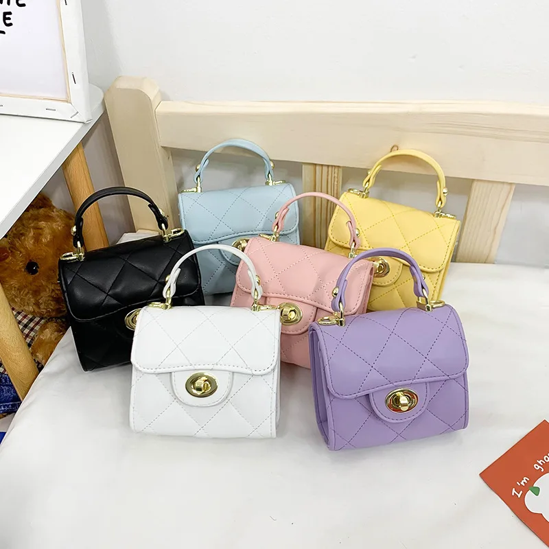 

Children's change women's bag 2022 spring new slung children's bag female Korean version of mini diamond small square bag