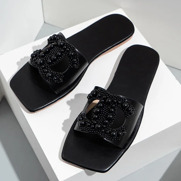 

Hot Sale Outdoor Slippers Ladies Comfortable PU Leather Slippers Women Fashion Slippers Sandals