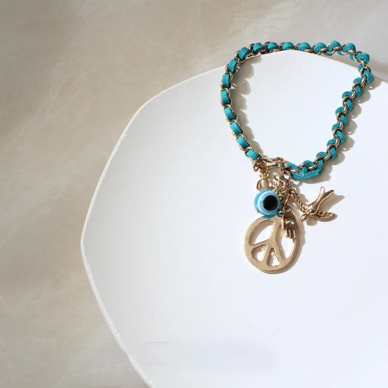 

Bracelet Retro Literary Red and Blue Braided Anti-war Bird Shape Hand Pendant