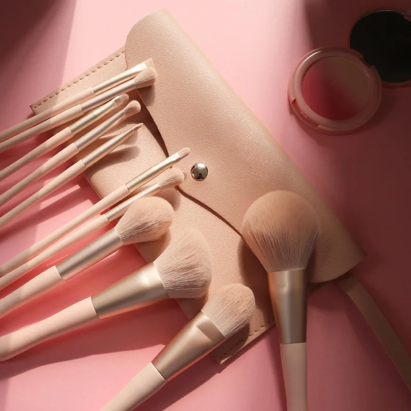 

Hot sale pink makeup brush with wooden handle nylon hair makeup brush set