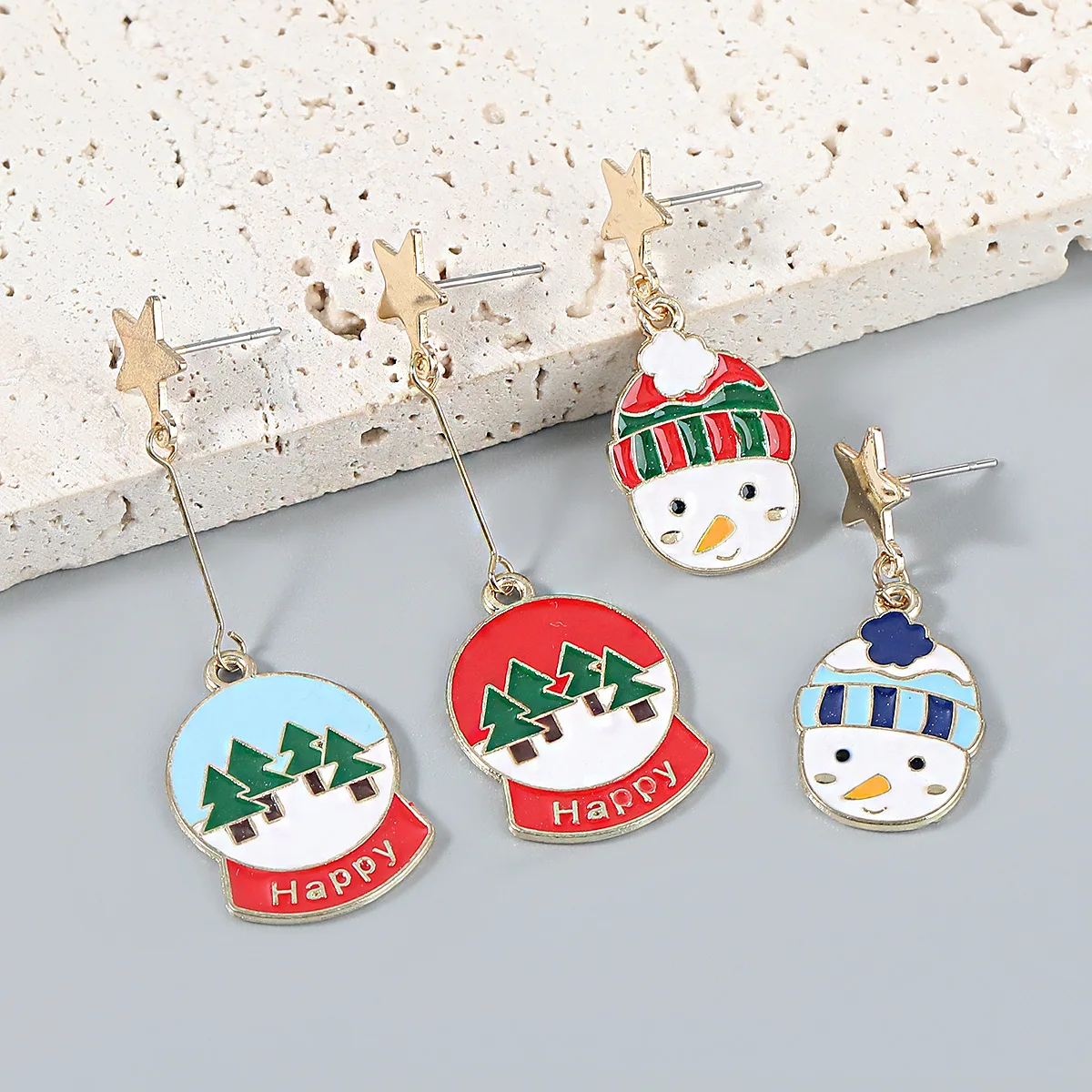 

C&J 2 Styles Christmas Series 2021 Cute 18K Gold Plated Asymmetric Enamel Snowman Christmas Tree Christmas Earrings