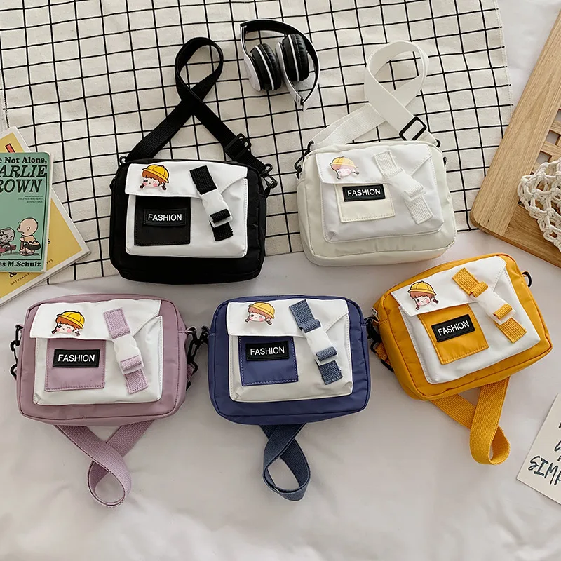 

Cartoon anime bag custom popular one-shoulder oblique bag